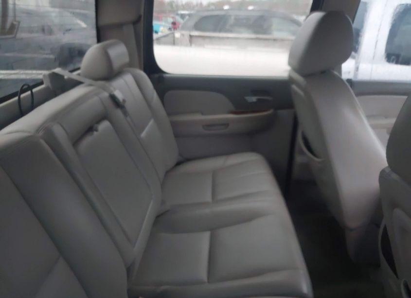 Photo 8 of 2011 Chevrolet Silverado 1500 LTZ (VIN 3GCPKTE39BG128569)