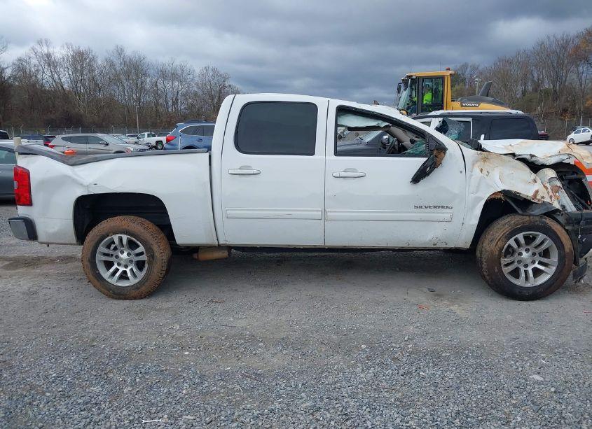 Photo 13 of 2011 Chevrolet Silverado 1500 LTZ (VIN 3GCPKTE39BG397588)