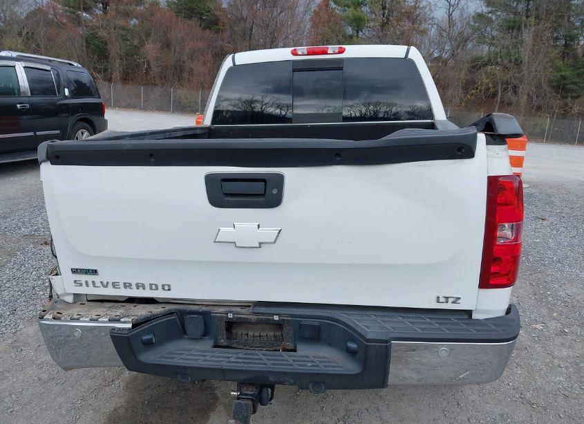 Photo 16 of 2011 Chevrolet Silverado 1500 LTZ (VIN 3GCPKTE39BG397588)