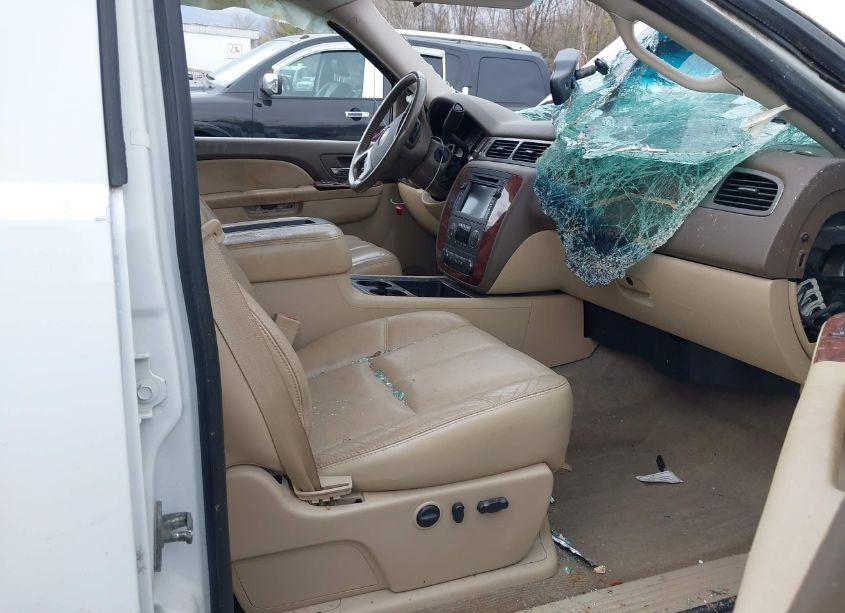 Photo 5 of 2011 Chevrolet Silverado 1500 LTZ (VIN 3GCPKTE39BG397588)