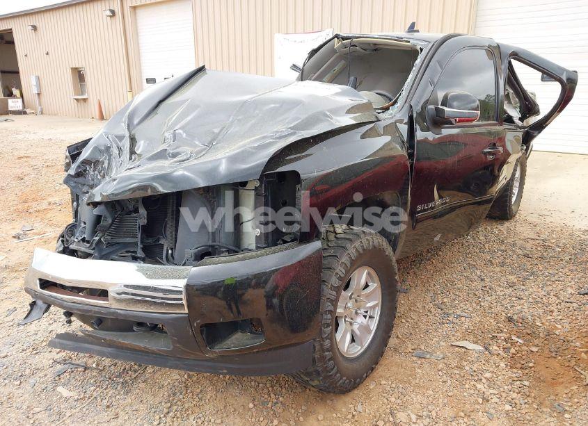Photo 2 of 2011 Chevrolet Silverado 1500 LTZ (VIN 3GCPKTE3XBG141623)