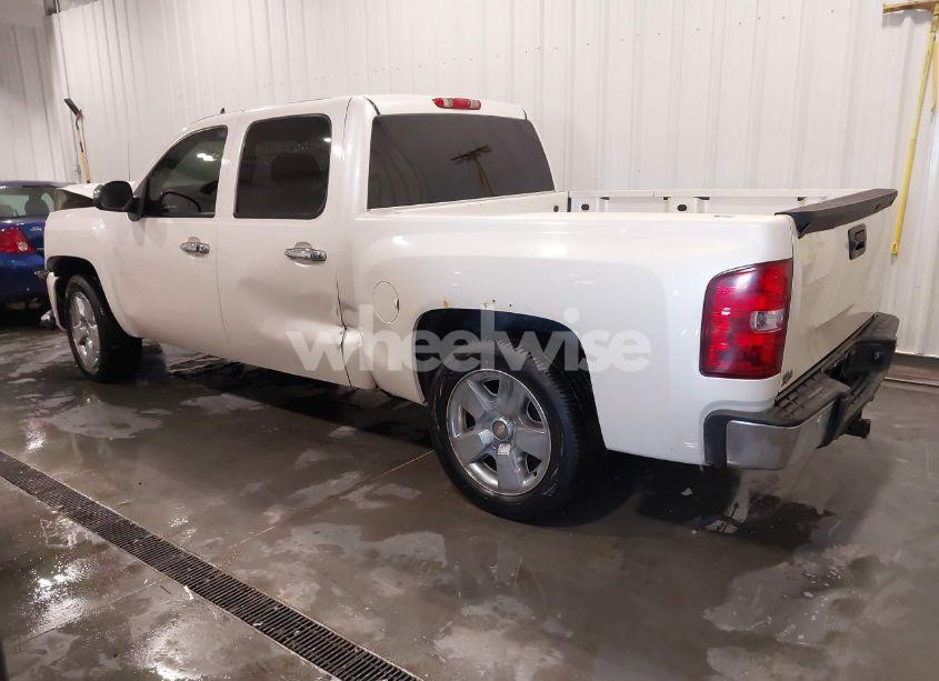 Photo 3 of 2011 Chevrolet Silverado 1500 LTZ (VIN 3GCPKTE3XBG358699)