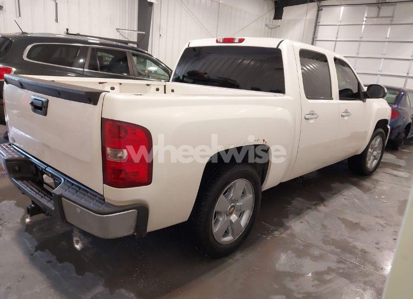 Photo 4 of 2011 Chevrolet Silverado 1500 LTZ (VIN 3GCPKTE3XBG358699)