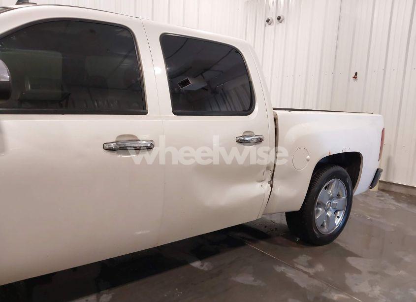 Photo 6 of 2011 Chevrolet Silverado 1500 LTZ (VIN 3GCPKTE3XBG358699)