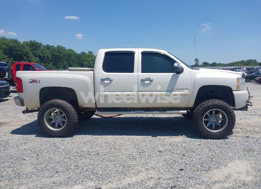 Photo 13 of 2012 Chevrolet Silverado 1500 LTZ (VIN 3GCPKTE70CG105704)
