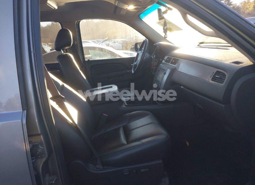 Photo 5 of 2013 Chevrolet Silverado 1500 LTZ (VIN 3GCPKTE70DG164379)