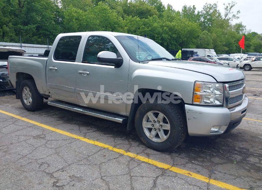 2013 Chevrolet Silverado 1500 LTZ (VIN 3GCPKTE70DG201902) main photo