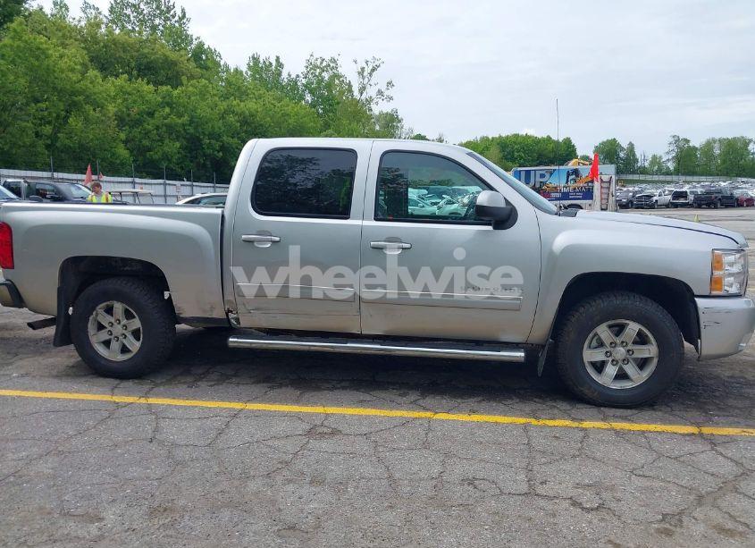 Photo 13 of 2013 Chevrolet Silverado 1500 LTZ (VIN 3GCPKTE70DG201902)