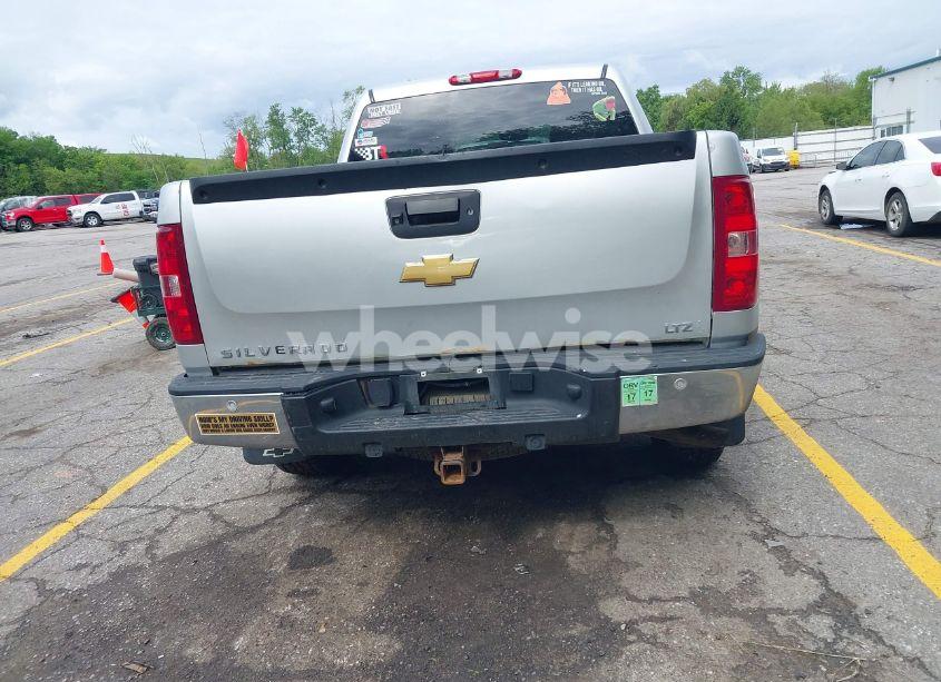 Photo 16 of 2013 Chevrolet Silverado 1500 LTZ (VIN 3GCPKTE70DG201902)