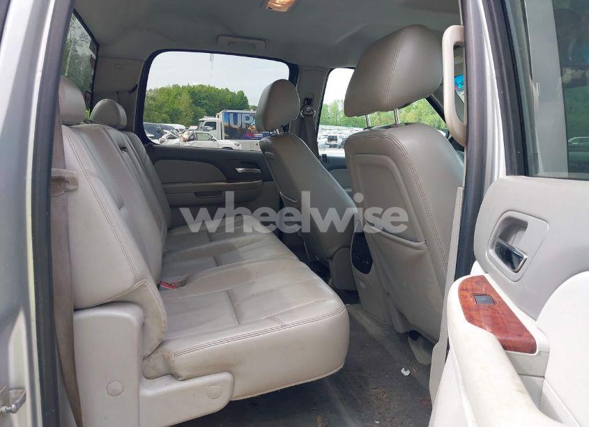 Photo 8 of 2013 Chevrolet Silverado 1500 LTZ (VIN 3GCPKTE70DG201902)