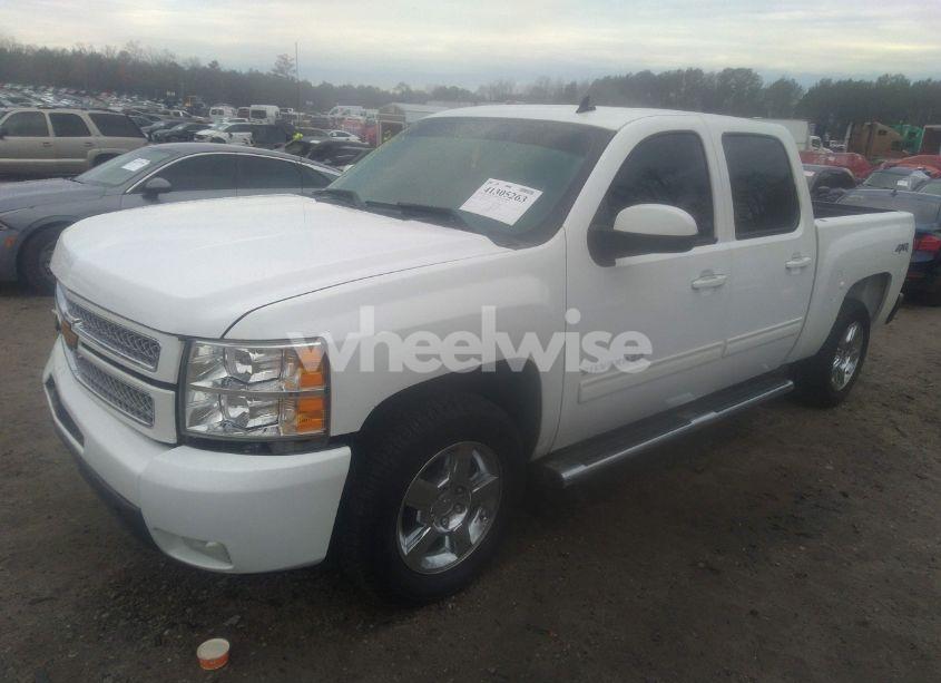 Photo 2 of 2013 Chevrolet Silverado 1500 LTZ (VIN 3GCPKTE70DG211488)