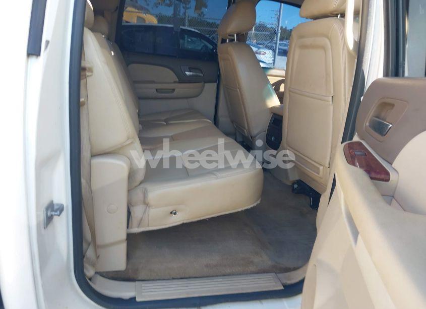 Photo 8 of 2013 Chevrolet Silverado 1500 LTZ (VIN 3GCPKTE70DG266944)