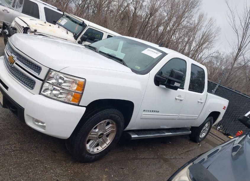Photo 15 of 2013 Chevrolet Silverado 1500 LTZ (VIN 3GCPKTE70DG294825)