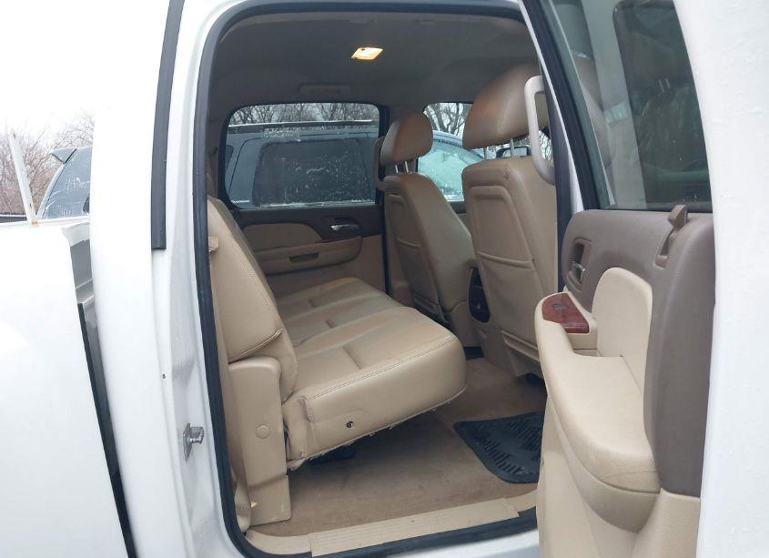Photo 8 of 2013 Chevrolet Silverado 1500 LTZ (VIN 3GCPKTE70DG294825)