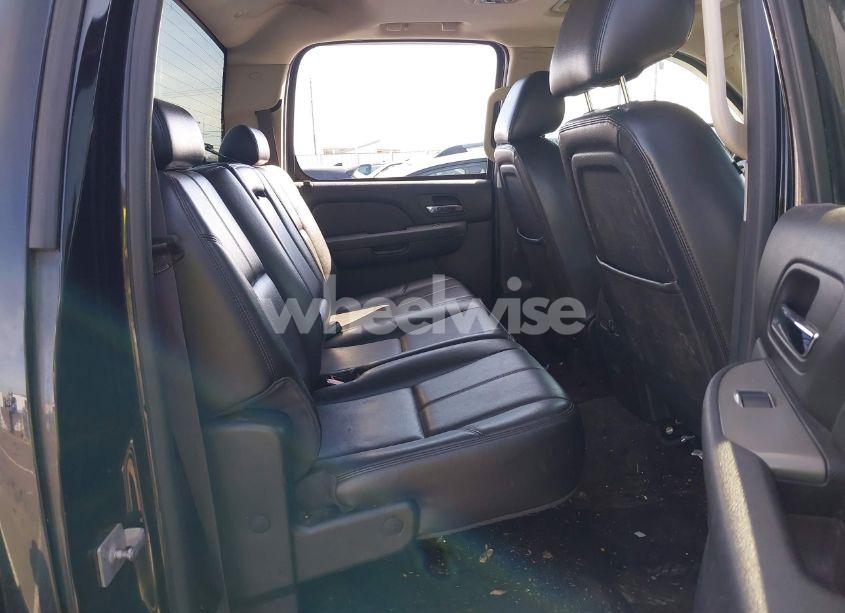 Photo 8 of 2013 Chevrolet Silverado 1500 LTZ (VIN 3GCPKTE71DG220104)