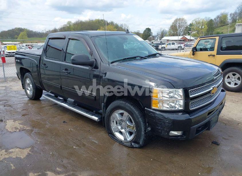 2013 Chevrolet Silverado 1500 LTZ (VIN 3GCPKTE71DG371881) main photo