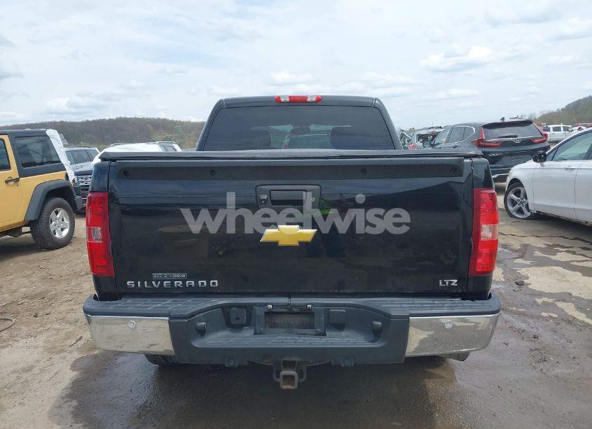 Photo 16 of 2013 Chevrolet Silverado 1500 LTZ (VIN 3GCPKTE71DG371881)