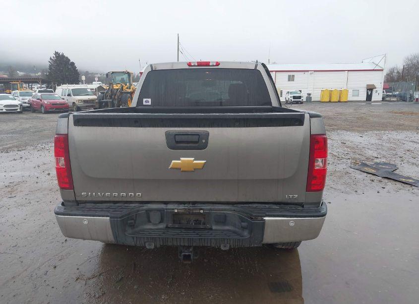 Photo 16 of 2013 Chevrolet Silverado 1500 LTZ (VIN 3GCPKTE73DG247496)
