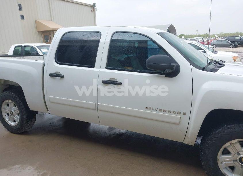 Photo 13 of 2013 Chevrolet Silverado 1500 LTZ (VIN 3GCPKTE75DG125416)