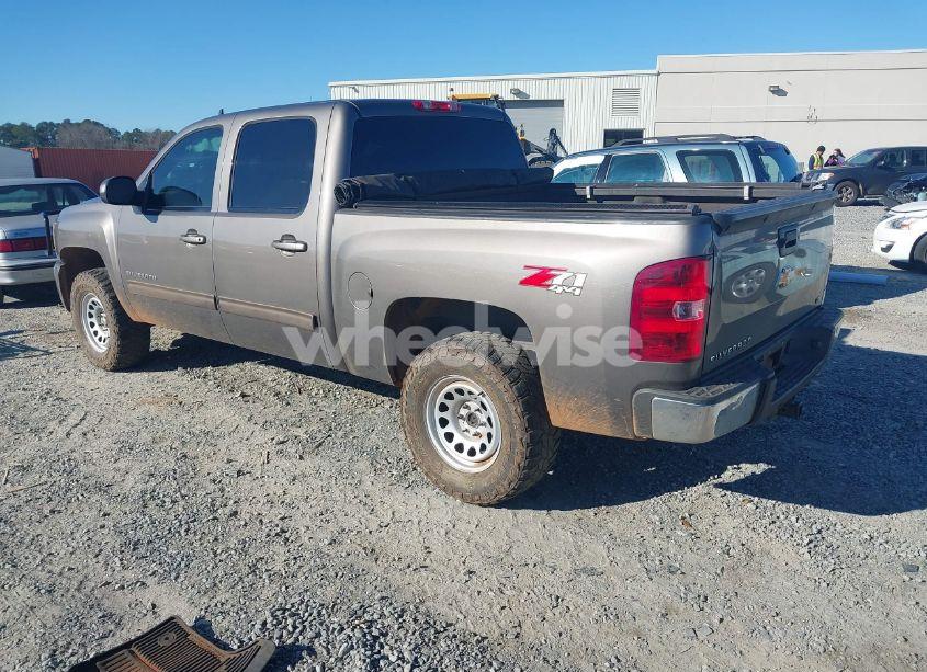 Photo 3 of 2013 Chevrolet Silverado 1500 LTZ (VIN 3GCPKTE75DG126534)