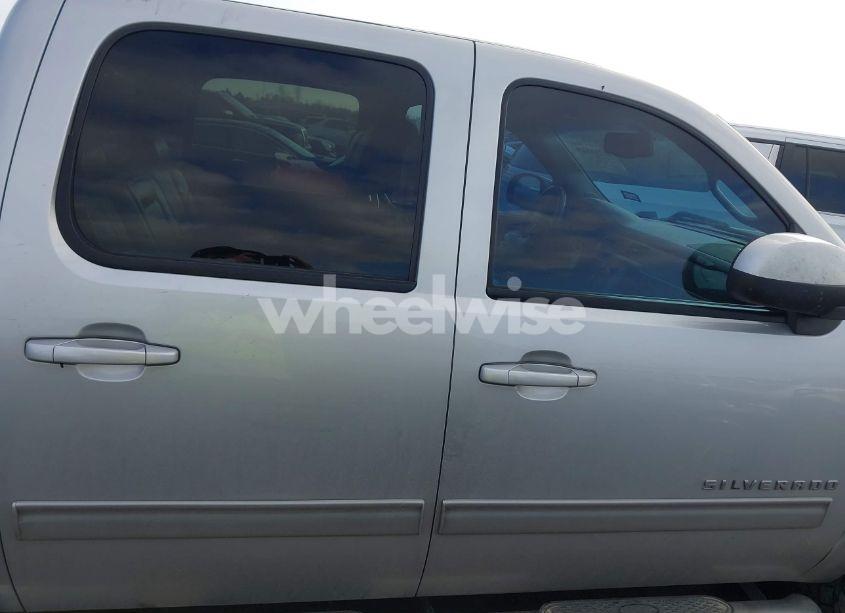 Photo 13 of 2013 Chevrolet Silverado 1500 LTZ (VIN 3GCPKTE76DG346314)