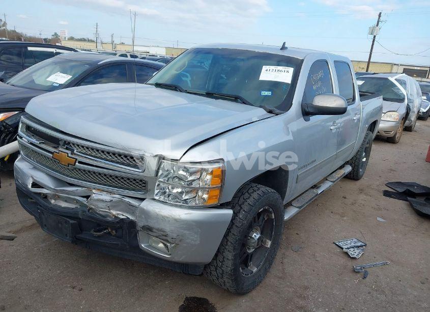 Photo 2 of 2013 Chevrolet Silverado 1500 LTZ (VIN 3GCPKTE76DG346314)