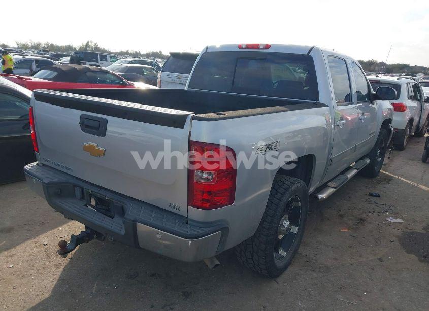 Photo 4 of 2013 Chevrolet Silverado 1500 LTZ (VIN 3GCPKTE76DG346314)