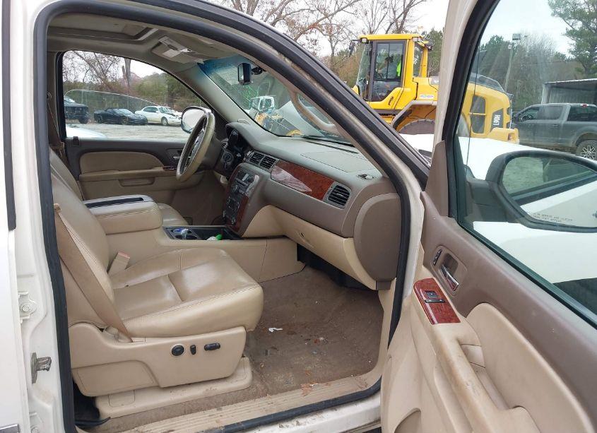 Photo 5 of 2012 Chevrolet Silverado 1500 LTZ (VIN 3GCPKTE77CG130809)