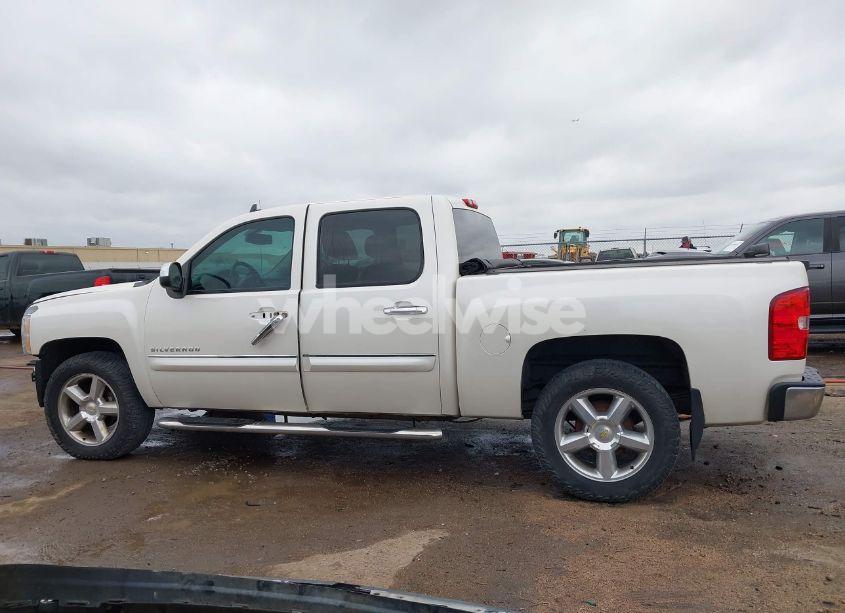 Photo 15 of 2013 Chevrolet Silverado 1500 LTZ (VIN 3GCPKTE77DG208569)