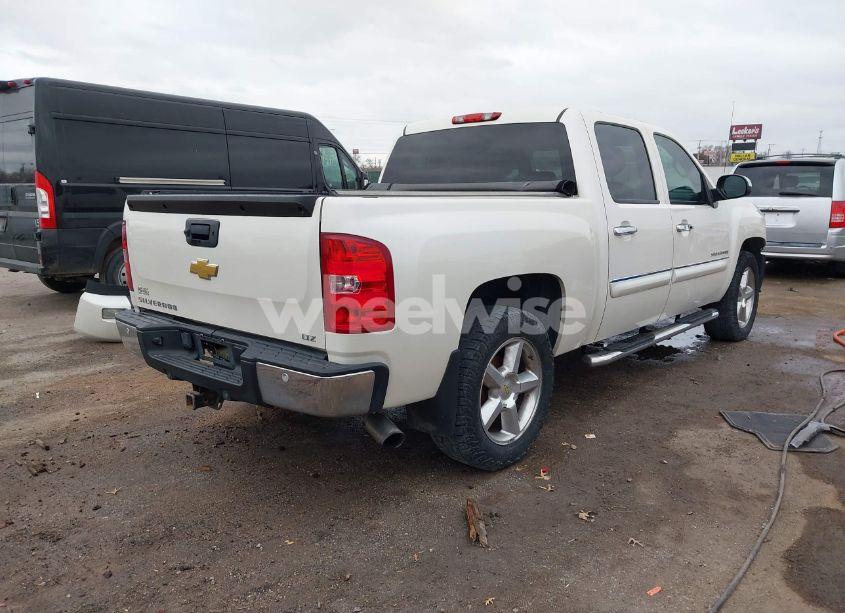 Photo 4 of 2013 Chevrolet Silverado 1500 LTZ (VIN 3GCPKTE77DG208569)