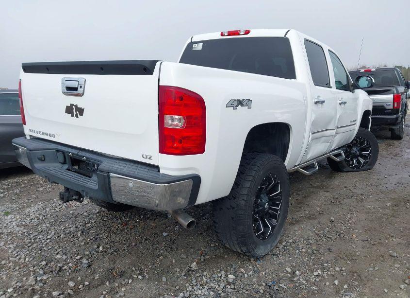 Photo 4 of 2013 Chevrolet Silverado 1500 LTZ (VIN 3GCPKTE77DG320854)