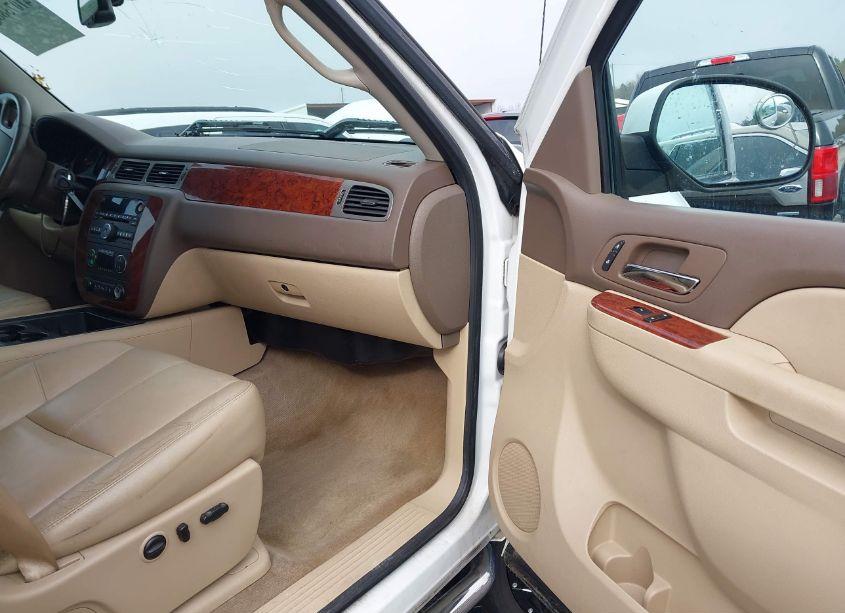 Photo 5 of 2013 Chevrolet Silverado 1500 LTZ (VIN 3GCPKTE77DG320854)
