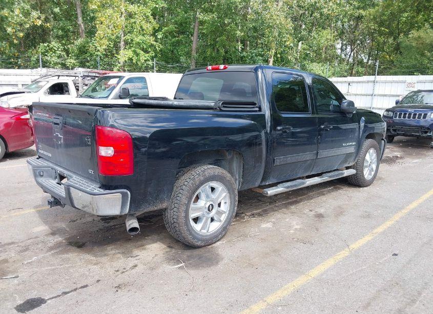 Photo 4 of 2013 Chevrolet Silverado 1500 LTZ (VIN 3GCPKTE78DG136894)