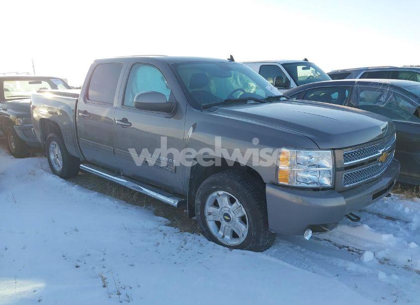 2013 Chevrolet Silverado 1500 LTZ (VIN 3GCPKTE79DG120610) main photo