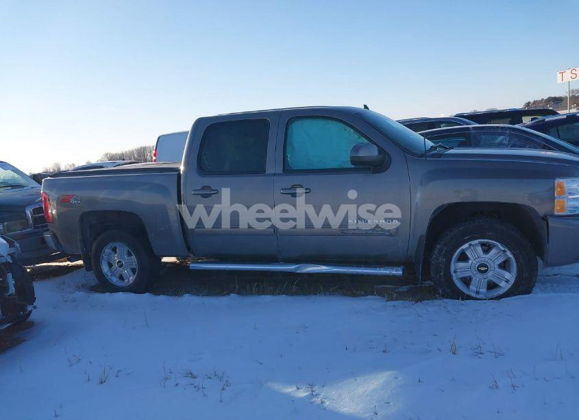 Photo 13 of 2013 Chevrolet Silverado 1500 LTZ (VIN 3GCPKTE79DG120610)