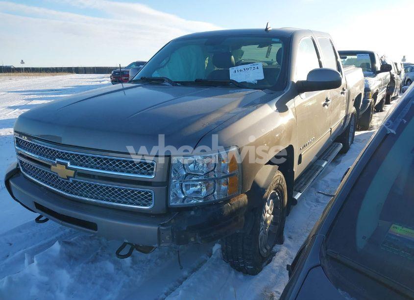 Photo 2 of 2013 Chevrolet Silverado 1500 LTZ (VIN 3GCPKTE79DG120610)