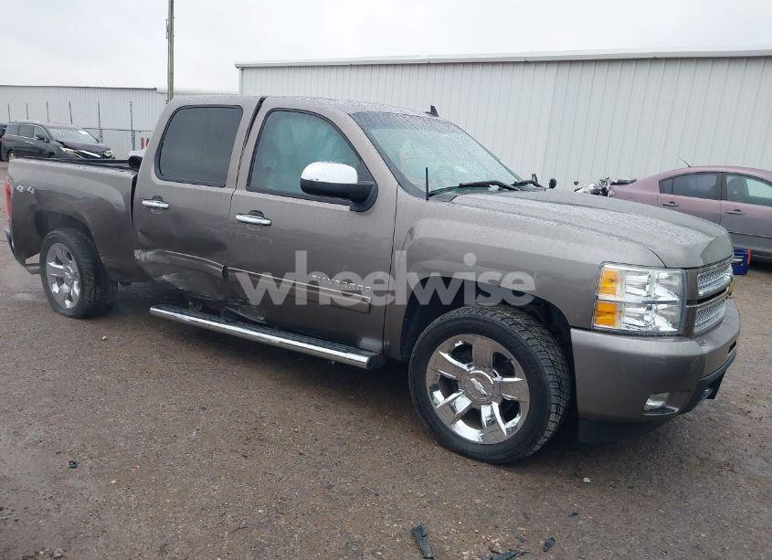 2013 Chevrolet Silverado 1500 LTZ (VIN 3GCPKTE79DG133941) main photo