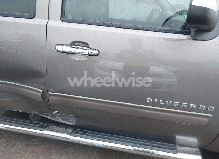 Photo 6 of 2013 Chevrolet Silverado 1500 LTZ (VIN 3GCPKTE79DG133941)