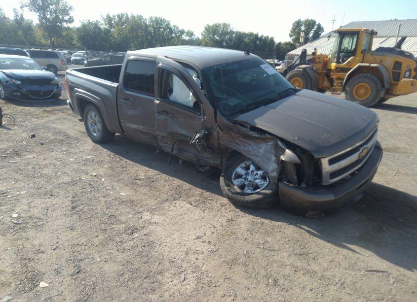 2013 Chevrolet Silverado 1500 LTZ (VIN 3GCPKTE79DG239774) main photo