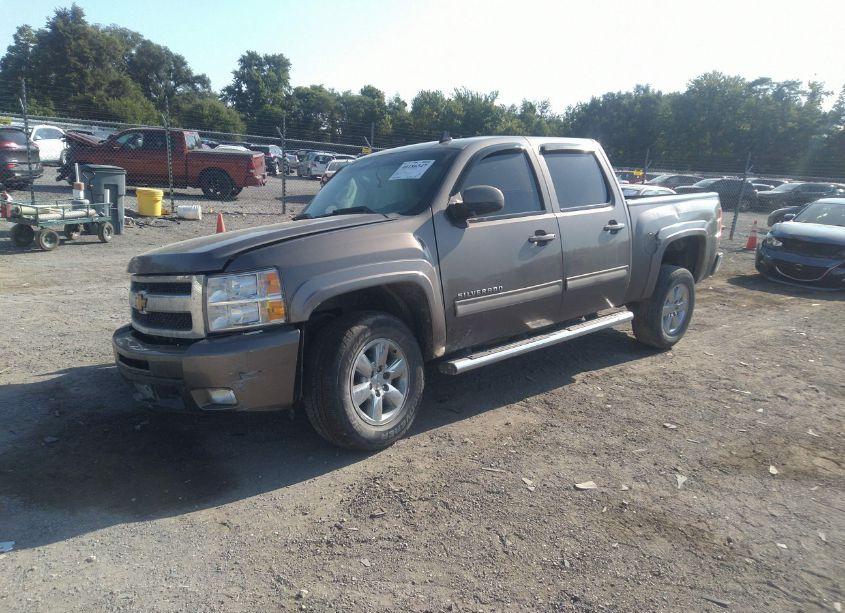 Photo 2 of 2013 Chevrolet Silverado 1500 LTZ (VIN 3GCPKTE79DG239774)