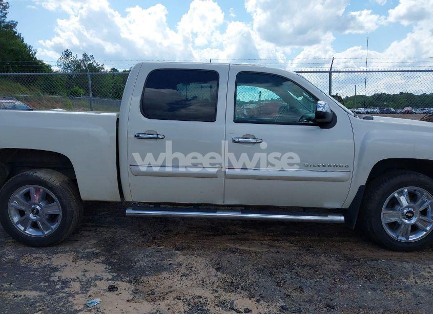 Photo 13 of 2013 Chevrolet Silverado 1500 LTZ (VIN 3GCPKTE79DG365147)