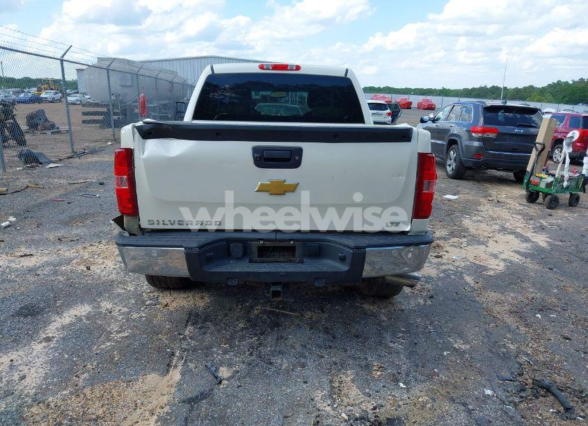 Photo 16 of 2013 Chevrolet Silverado 1500 LTZ (VIN 3GCPKTE79DG365147)
