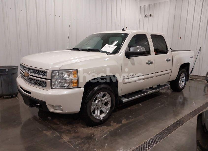 Photo 2 of 2013 Chevrolet Silverado 1500 LTZ (VIN 3GCPKTE7XDG303076)