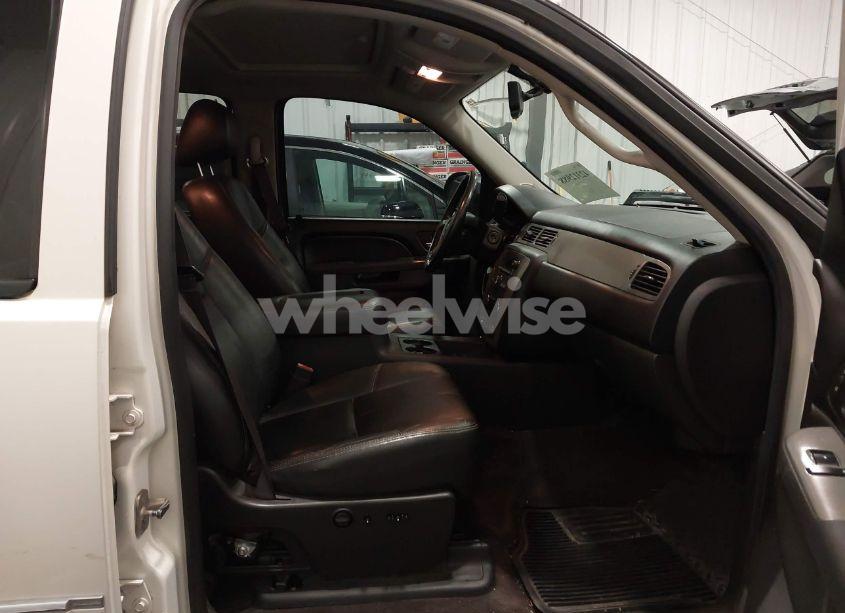 Photo 5 of 2013 Chevrolet Silverado 1500 LTZ (VIN 3GCPKTE7XDG303076)