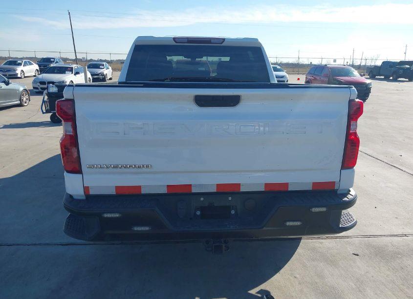 Photo 16 of 2021 Chevrolet Silverado 1500 2WD SHORT BED WT (VIN 3GCPWAEF5MG107711)