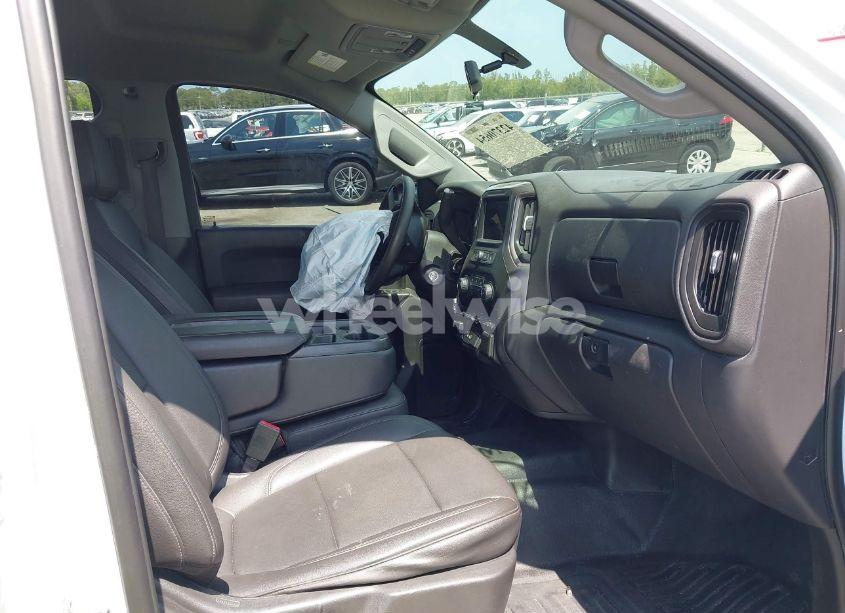 Photo 5 of 2021 Chevrolet Silverado 1500 2WD STANDARD BED WT (VIN 3GCPWAEF6MG423540)