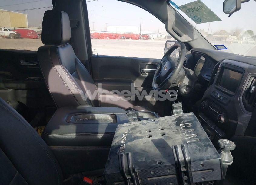 Photo 5 of 2020 Chevrolet Silverado 1500 2WD SHORT BED WT (VIN 3GCPWAEH0LG159697)
