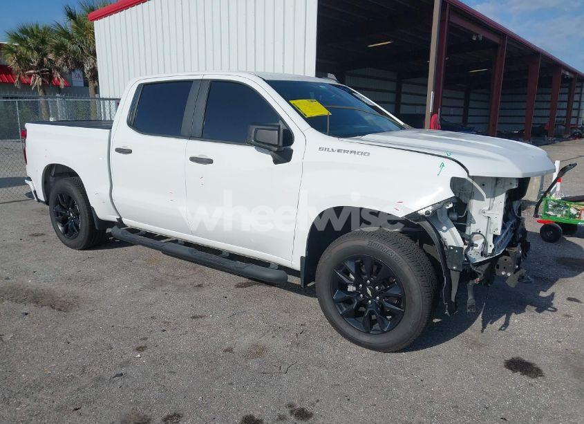 2020 Chevrolet Silverado 1500 2WD SHORT BED CUSTOM (VIN 3GCPWBEF0LG102775) main photo