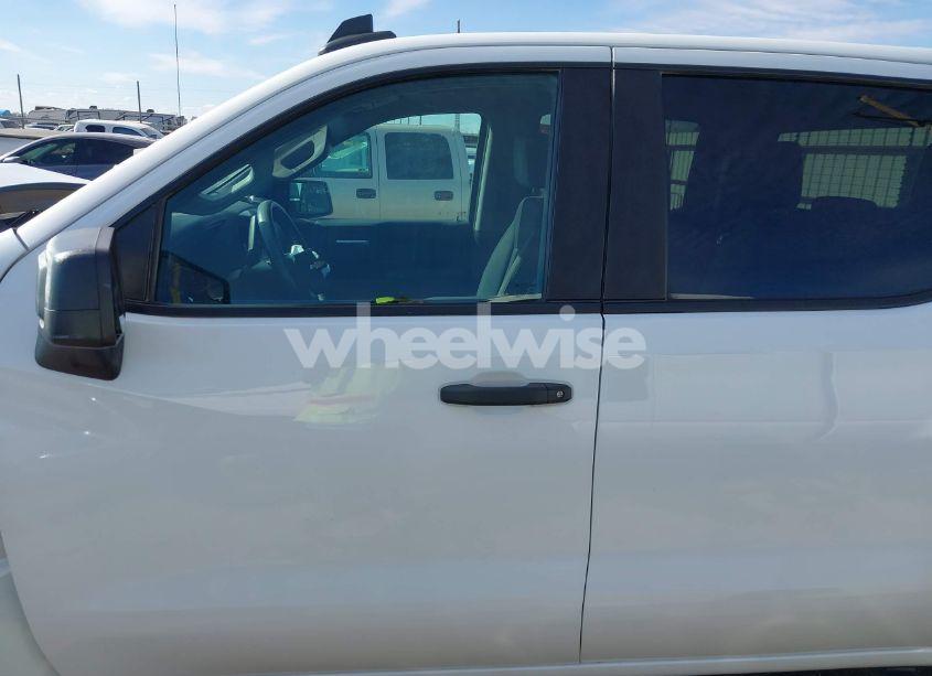 Photo 14 of 2020 Chevrolet Silverado 1500 2WD SHORT BED CUSTOM (VIN 3GCPWBEF3LG198949)