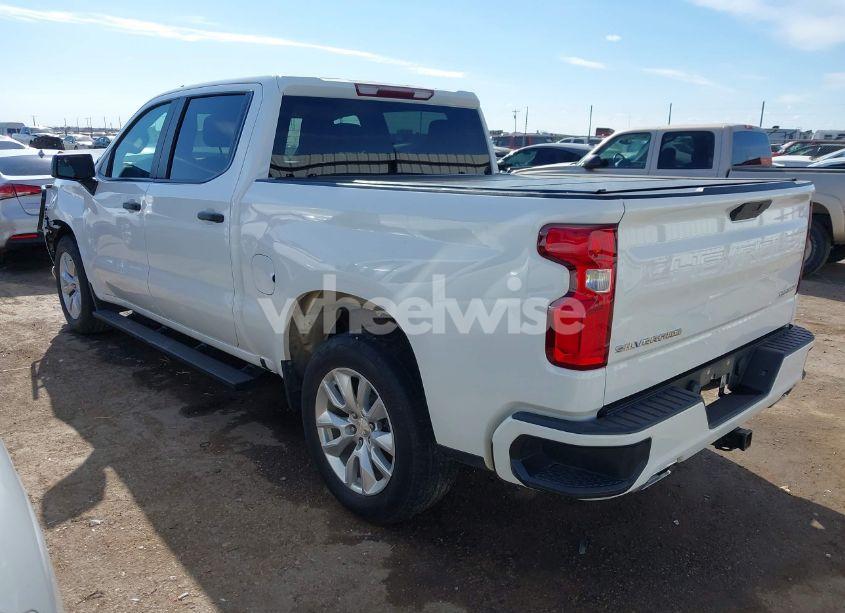 Photo 3 of 2020 Chevrolet Silverado 1500 2WD SHORT BED CUSTOM (VIN 3GCPWBEF3LG198949)